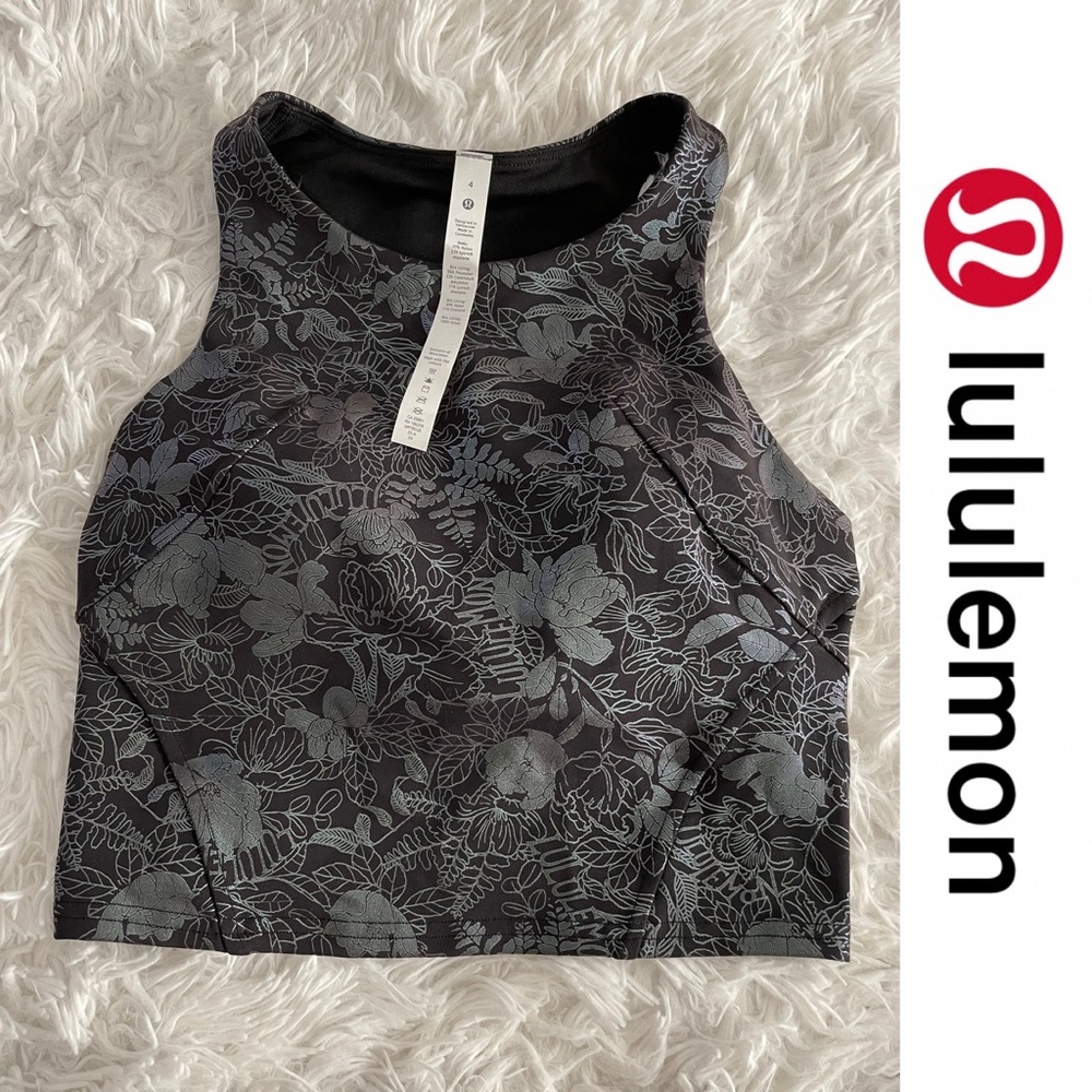 NWOT Lululemon Invigorate Training Tank Top Foil Size 4